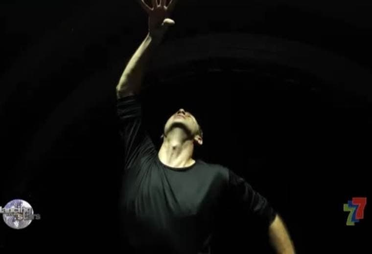 Víctor Carvajal cerró la temporada de Dancing With The Stars con tres coreografías