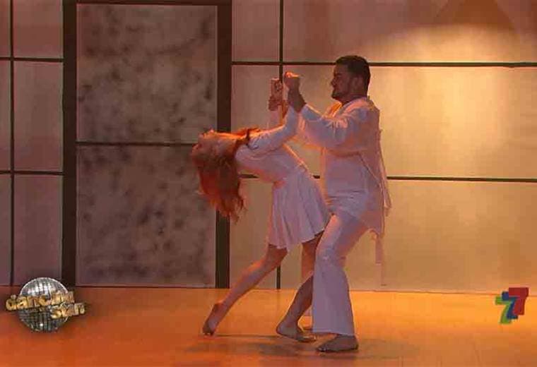 Jecsinior Jara bailó contemporáneo y salsa en la semifinal de Dancing With The Stars