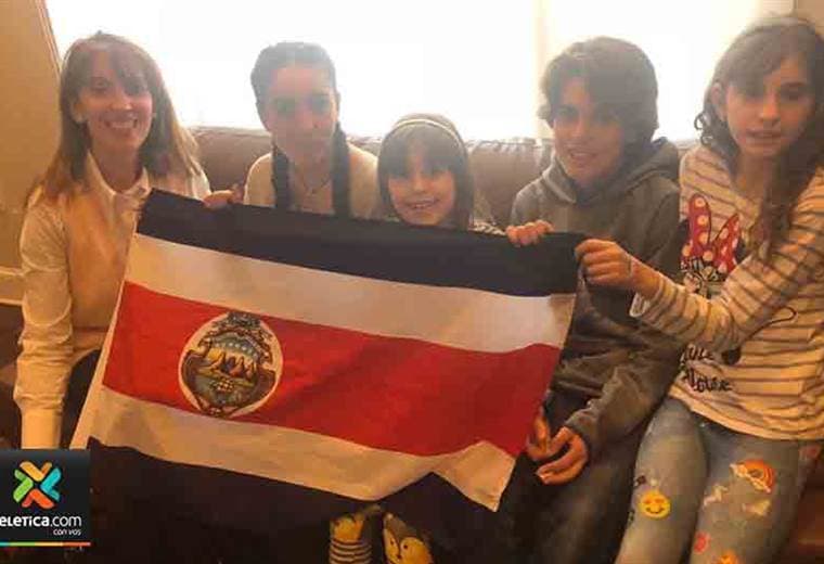 Ticos en el extranjero viajaron cientos de kilómetros para ejercer su voto
