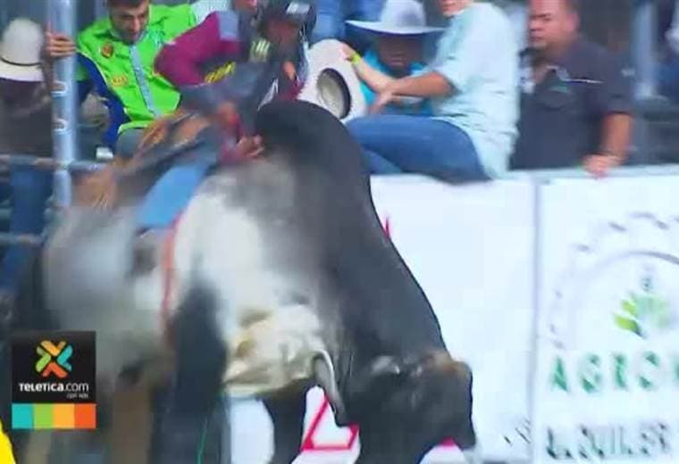 Nosara vivió la fiesta del Invierno Toreado con muy buenas montas