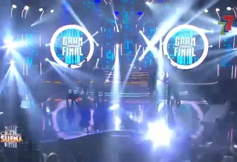Waleska Oporta - Gala 15