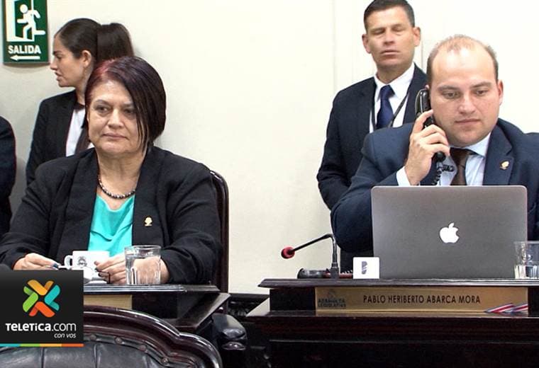 Sanciones por incumplimientos del IVA fueron aplazadas en primer debate en la Asamblea Legislativa 