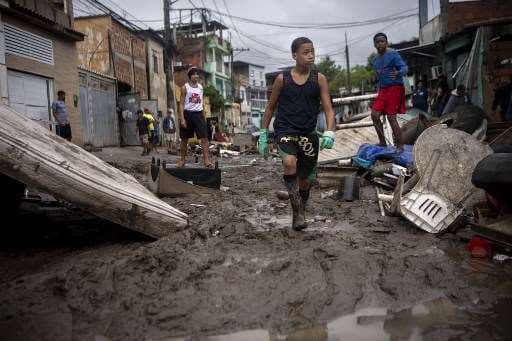 Lluvias dejan varios muertos en Rio de Janeiro