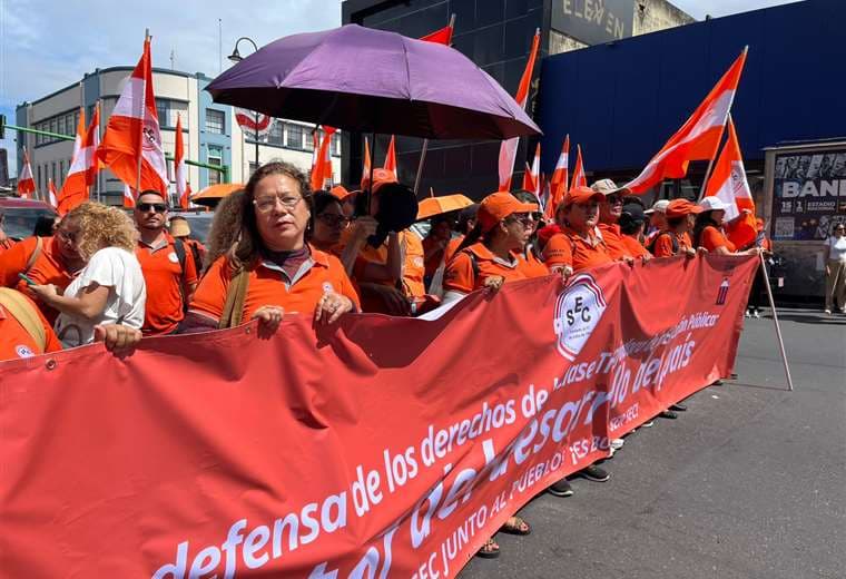 Adrián Marín | Telenoticias