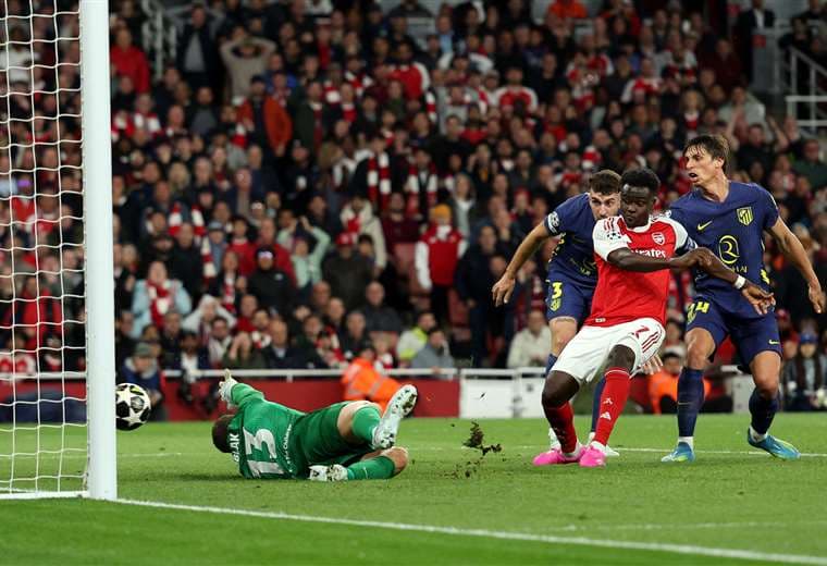 Arsenal defiende su terruño y sella boleto a la final de la Champions