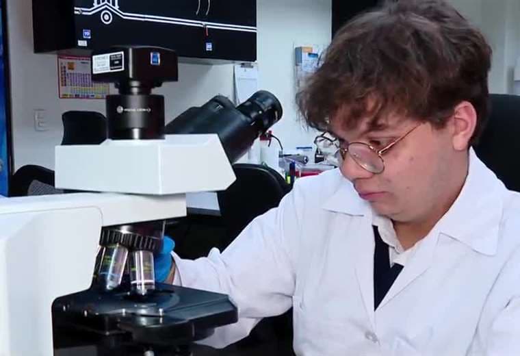 Sobrevivió gracias a la solidaridad de miles y ahora quiere devolver el favor desde la ciencia