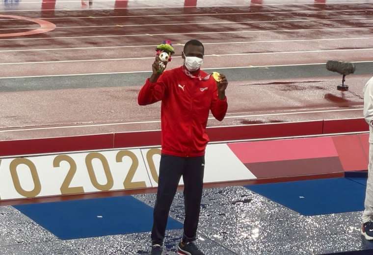 Técnico de Sherman Guity destacó la disciplina para llevar la carrera según lo planeado