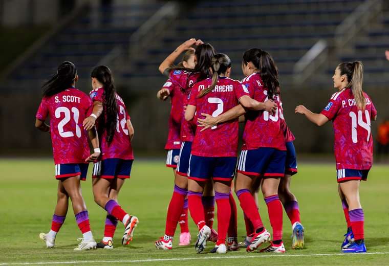 Sele Femenina se dio un festín en Bermudas en segundo partido eliminatorio rumbo al Mundial