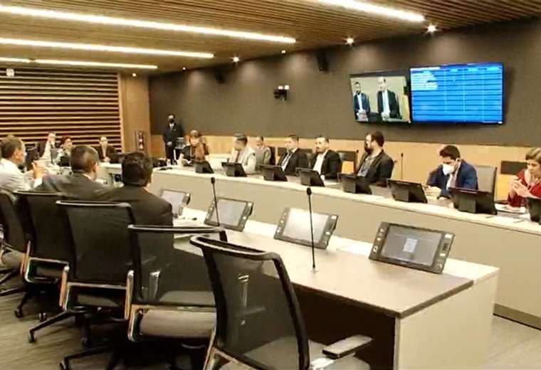 Así nace, avanza y muere una ley en Costa Rica: el proceso legislativo explicado por expertos